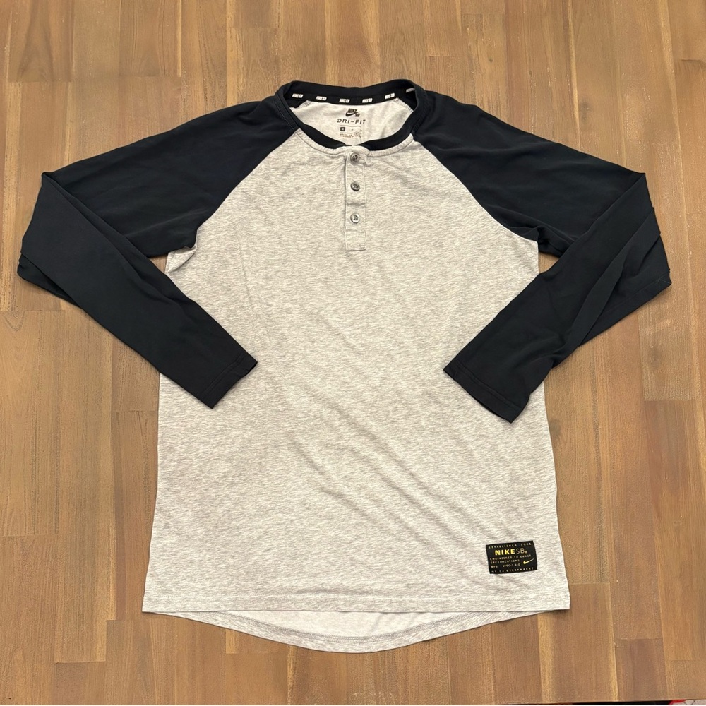 Nike Gray and Black Long Sleeve Henley